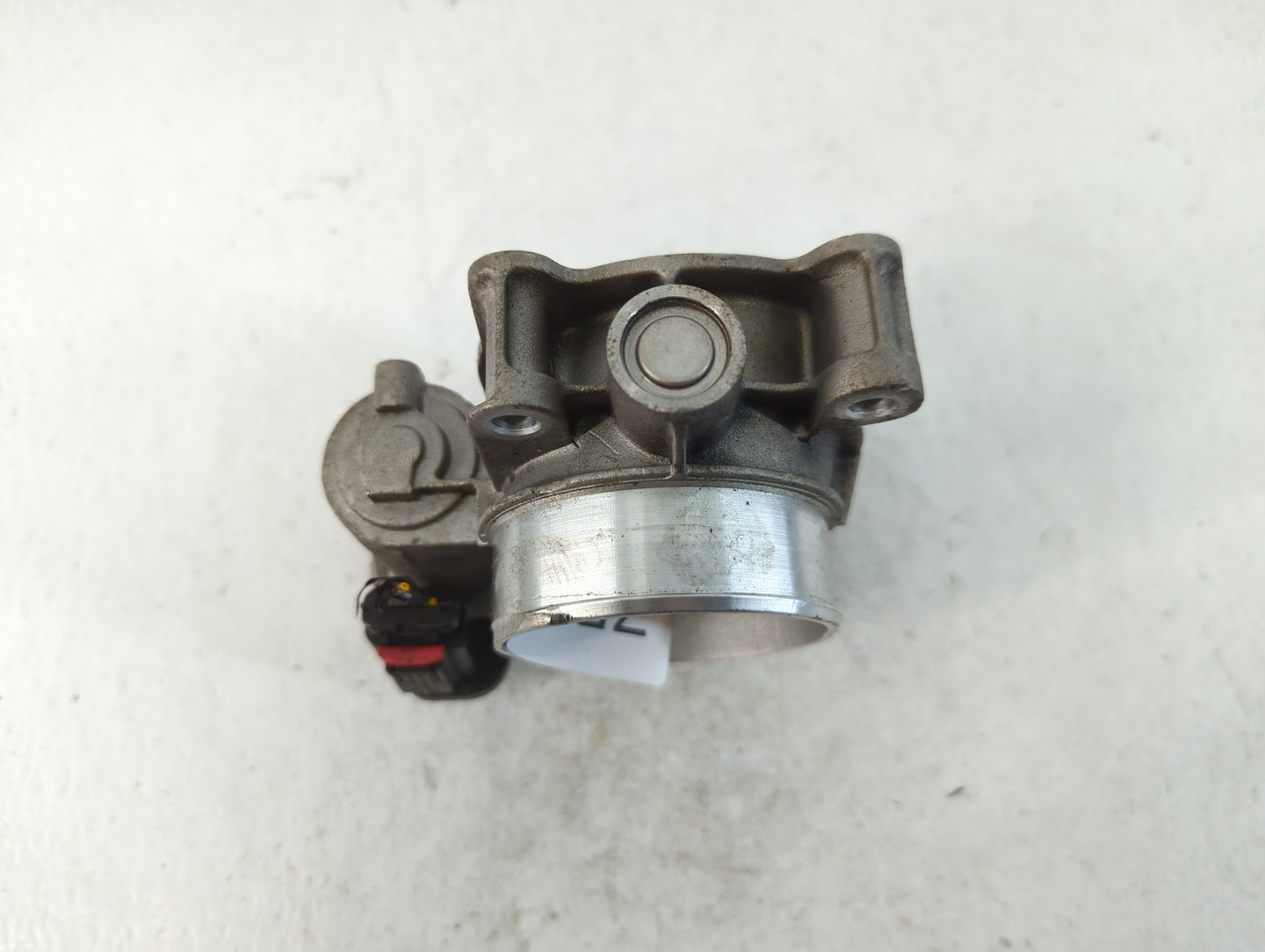 2014-2015 Chevrolet Impala Throttle Body P/N:12627217DA Fits Fits 2013 2014 2015 2017 2018 2019 2020 OEM Used Auto Parts - O