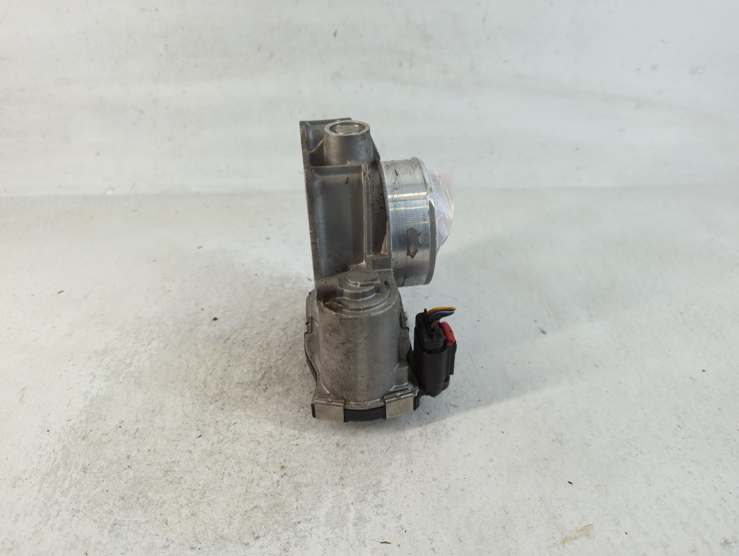 2014-2015 Chevrolet Impala Throttle Body P/N:12627217DA Fits Fits 2013 2014 2015 2017 2018 2019 2020 OEM Used Auto Parts - O