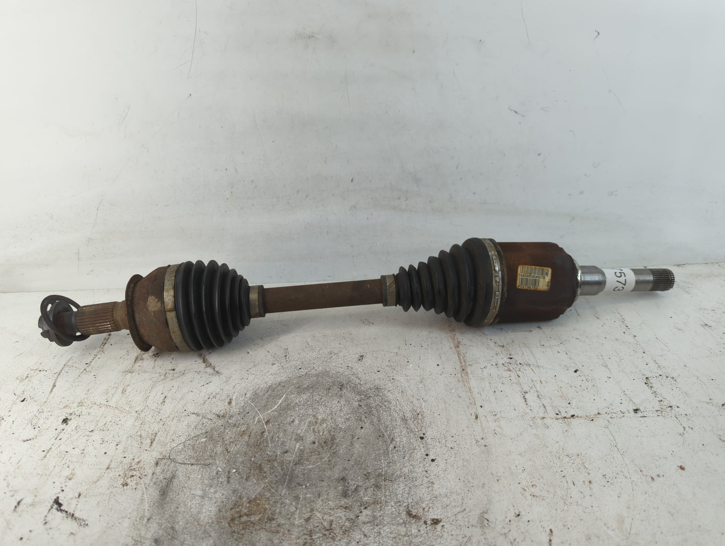 2014-2019 Chevrolet Impala Axle Shaft Front Driver Cv C/v - Oemusedautoparts1.com