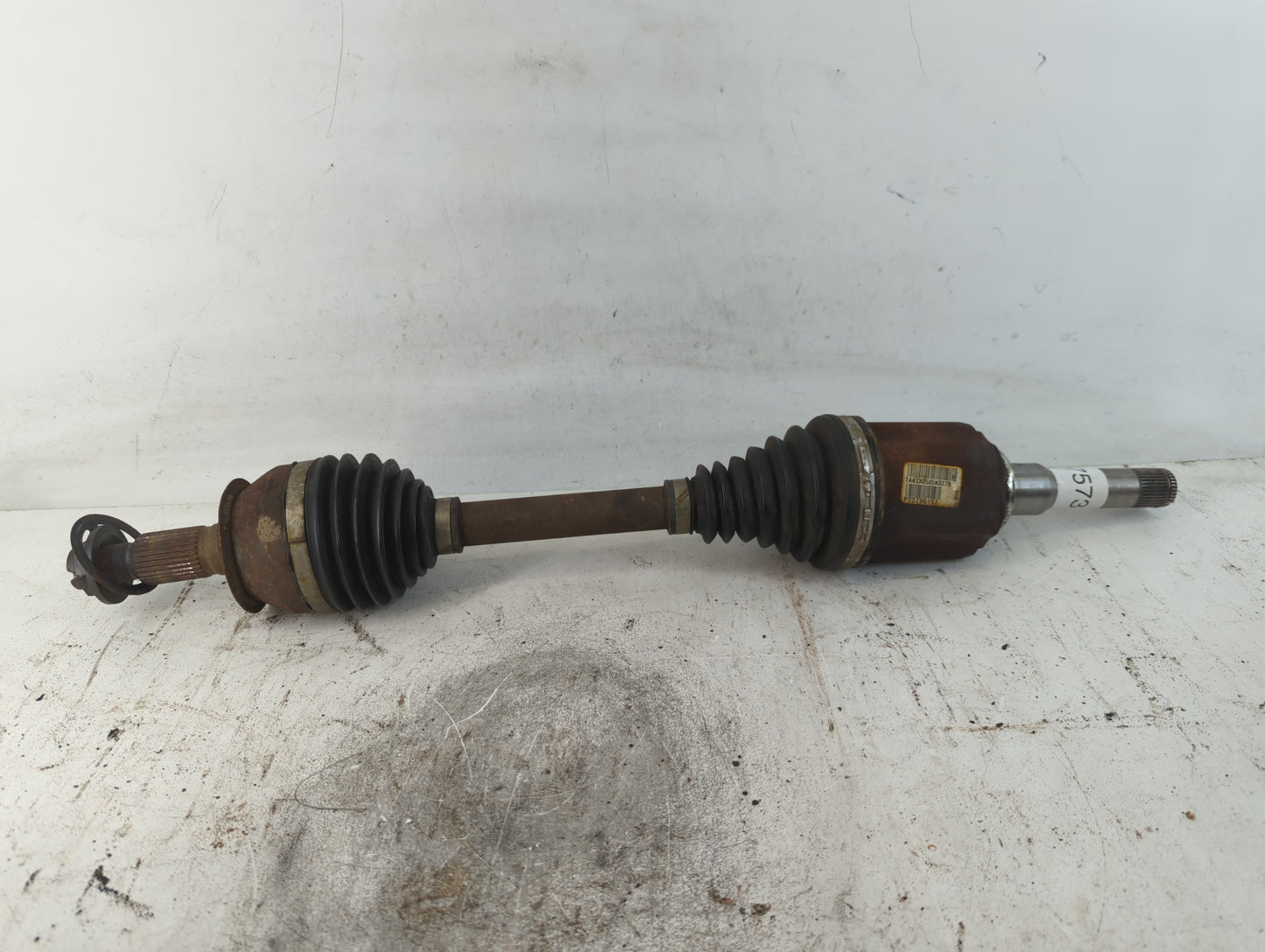 2014-2019 Chevrolet Impala Axle Shaft Front Driver Cv C/v - Oemusedautoparts1.com