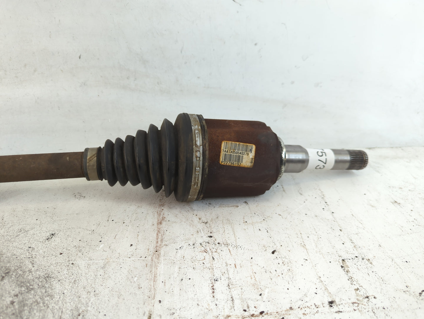 2014-2019 Chevrolet Impala Axle Shaft Front Driver Cv C/v - Oemusedautoparts1.com