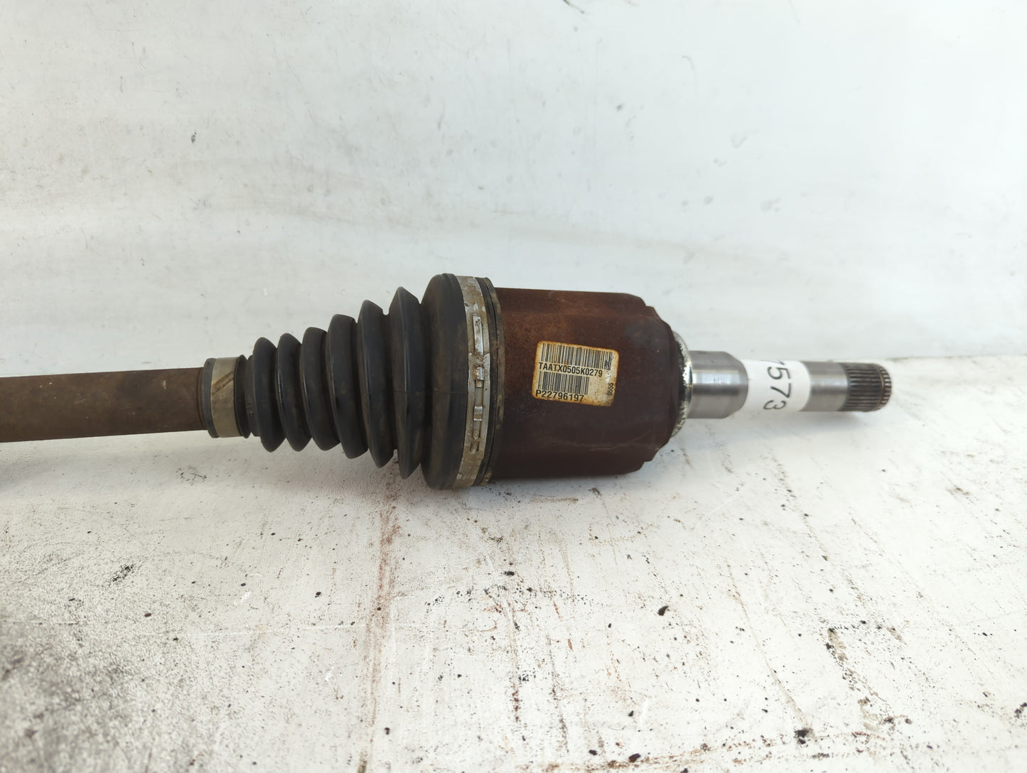 2014-2019 Chevrolet Impala Axle Shaft Front Driver Cv C/v - Oemusedautoparts1.com