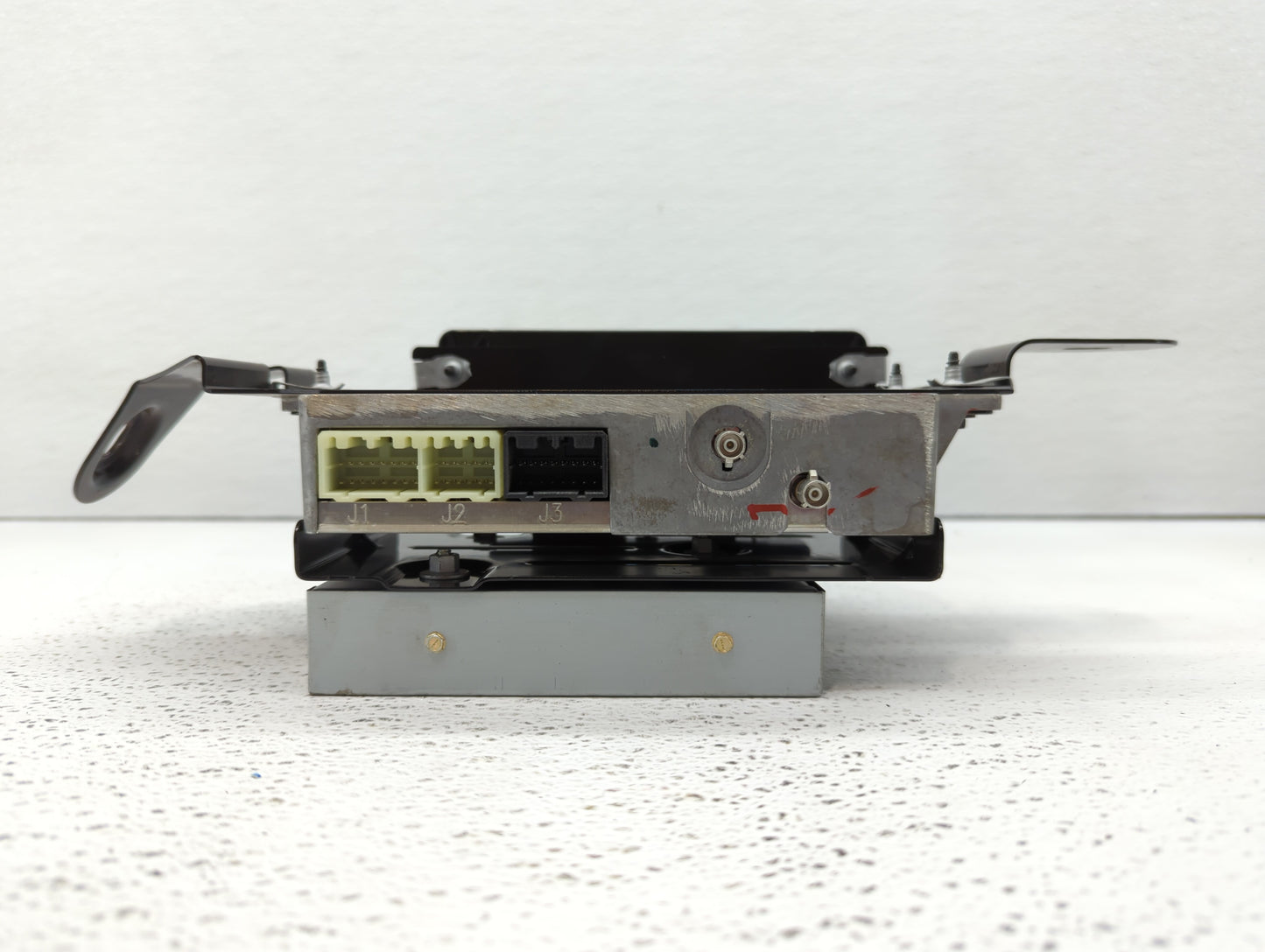 Chevrolet Impala Limited Am Fm Cd Player Radio Receiver - Oemusedautoparts1.com