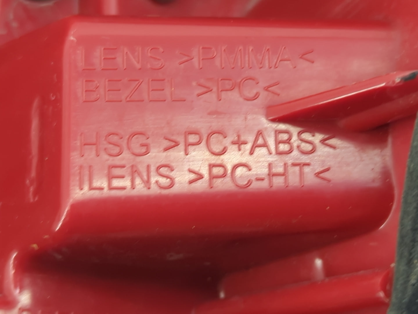 2013-2016 Chevrolet Malibu Tail Light Assembly Driver Left OEM Fits Fits 2013 2014 2015 2016 OEM Used Auto Parts - Oemusedau