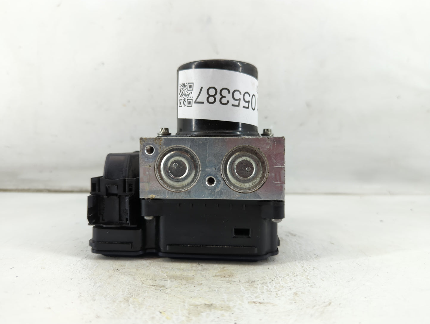 2013-2016 Chevrolet Malibu ABS Pump Control Module Replacement P/N:22863598 Fits Fits 2012 2013 2014 2015 2016 OEM Used Auto