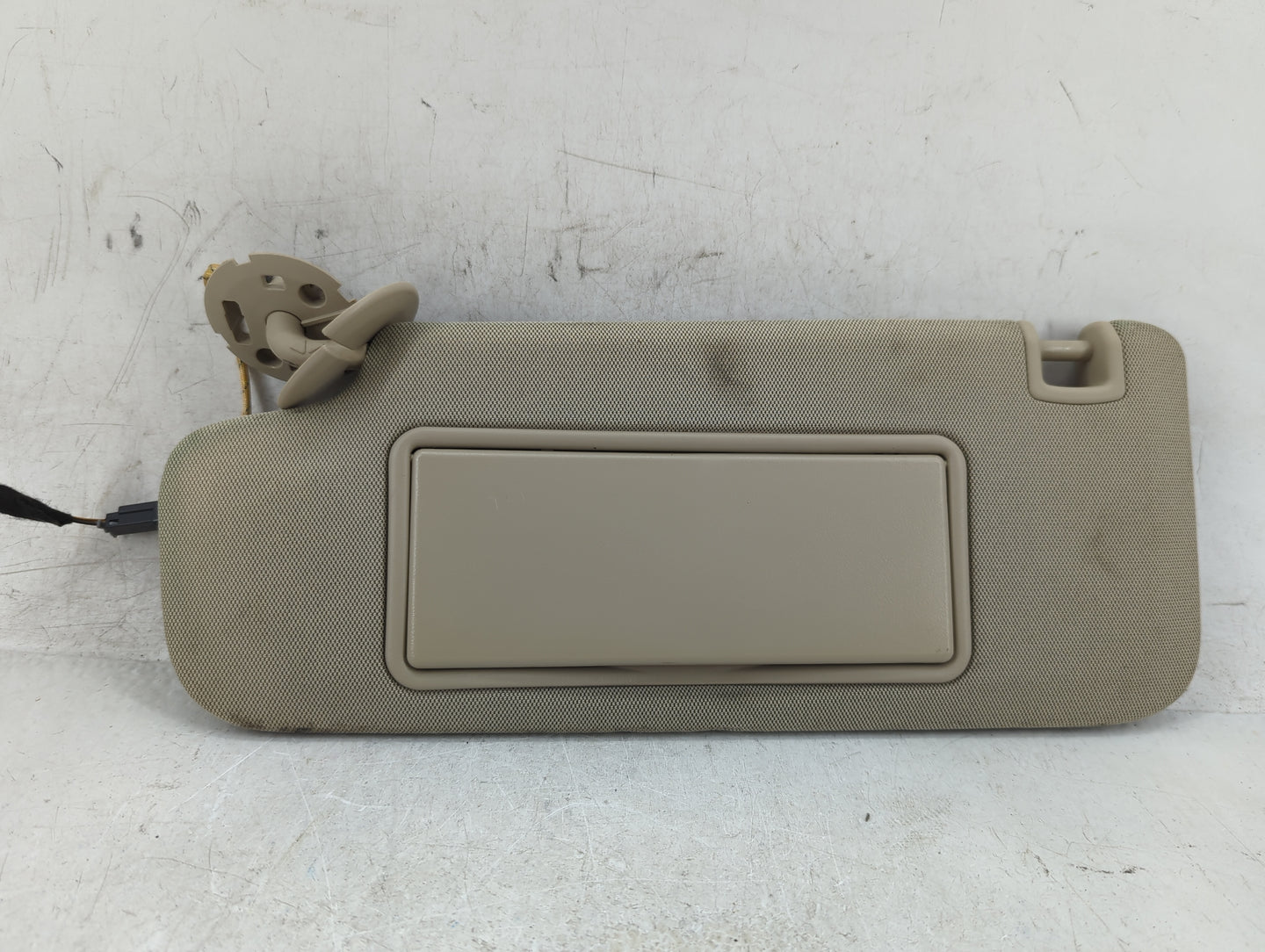 2013-2016 Chevrolet Malibu Sun Visor Shade Replacement Driver Left Mirror Fits Fits 2013 2014 2015 2016 OEM Used Auto Parts 