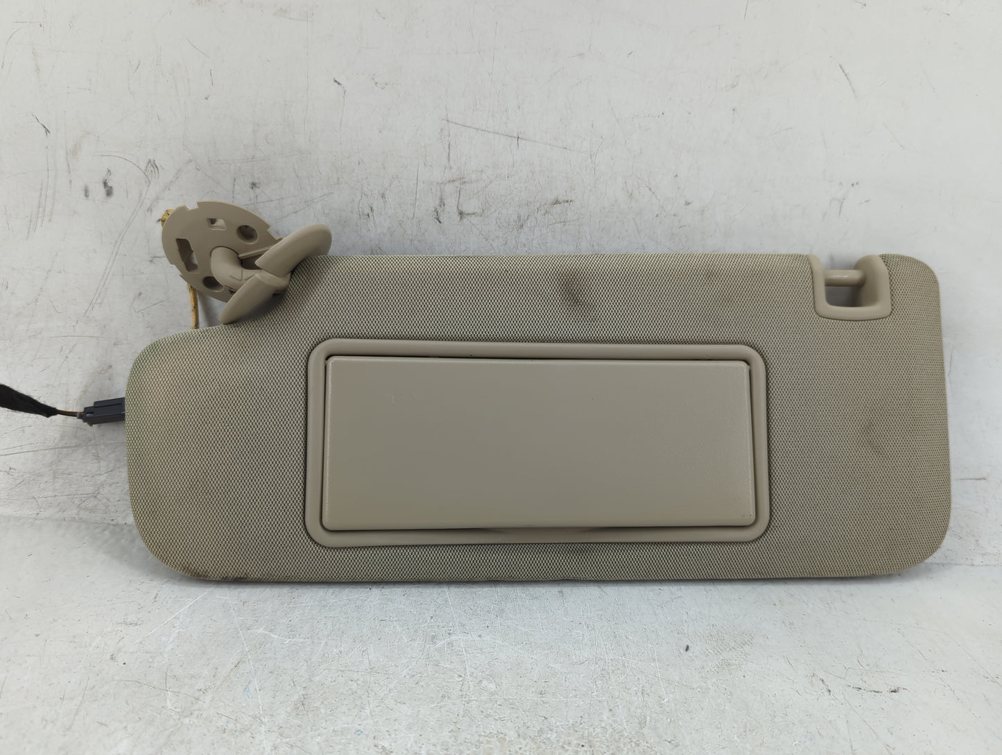 2013-2016 Chevrolet Malibu Sun Visor Shade Replacement Driver Left Mirror Fits Fits 2013 2014 2015 2016 OEM Used Auto Parts 