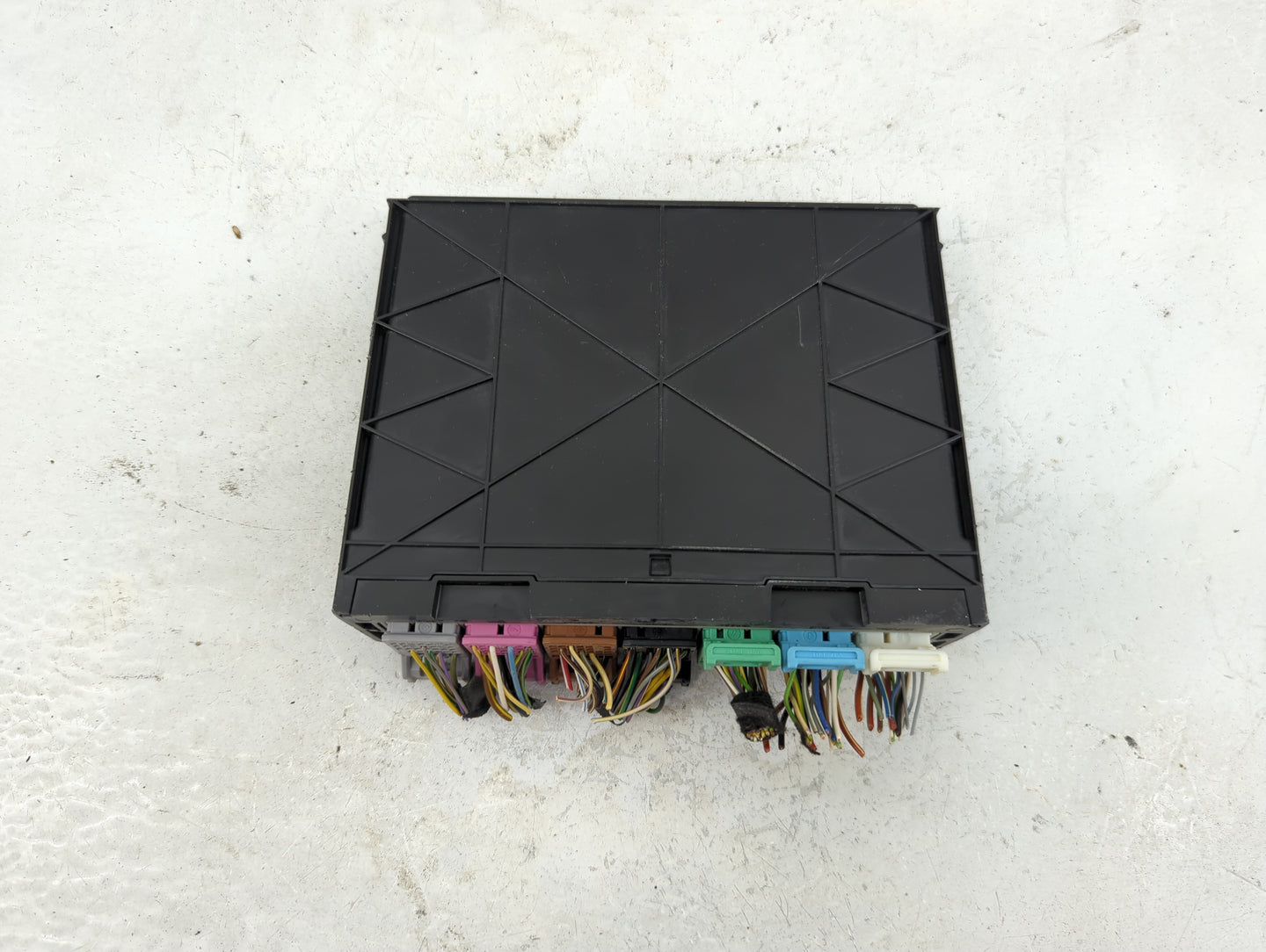 2014-2016 Chevrolet Malibu Body Control Module Bcm Inner Cabin Fuse Box - Oemusedautoparts1.com