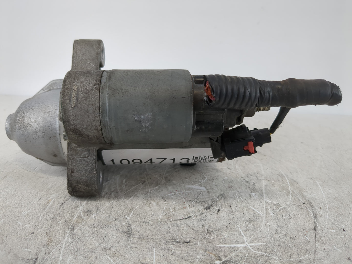 2015-2016 Chevrolet Malibu Car Starter Motor Solenoid OEM P/N:12657797 Fits Fits 2015 2016 2017 2018 2019 2020 2021 OEM Used