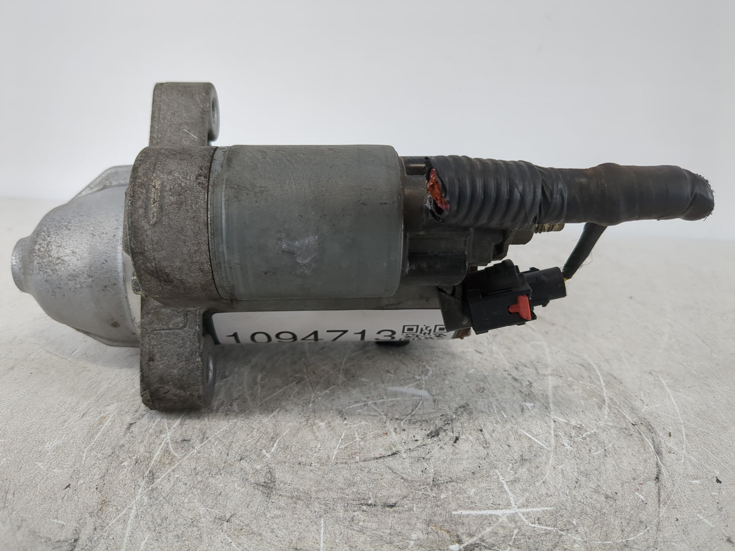 2015-2016 Chevrolet Malibu Car Starter Motor Solenoid OEM P/N:12657797 Fits Fits 2015 2016 2017 2018 2019 2020 2021 OEM Used