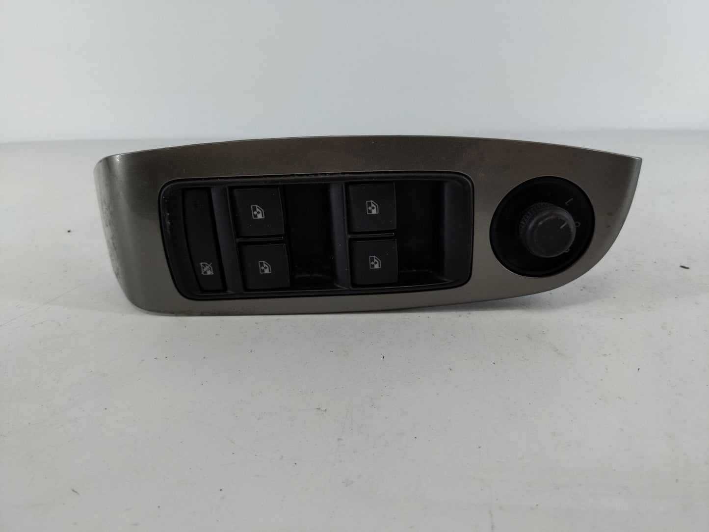 2014-2016 Chevrolet Malibu Master Power Window Switch Replacement Driver Side Left P/N:20917577 Fits OEM Used Auto Parts - O