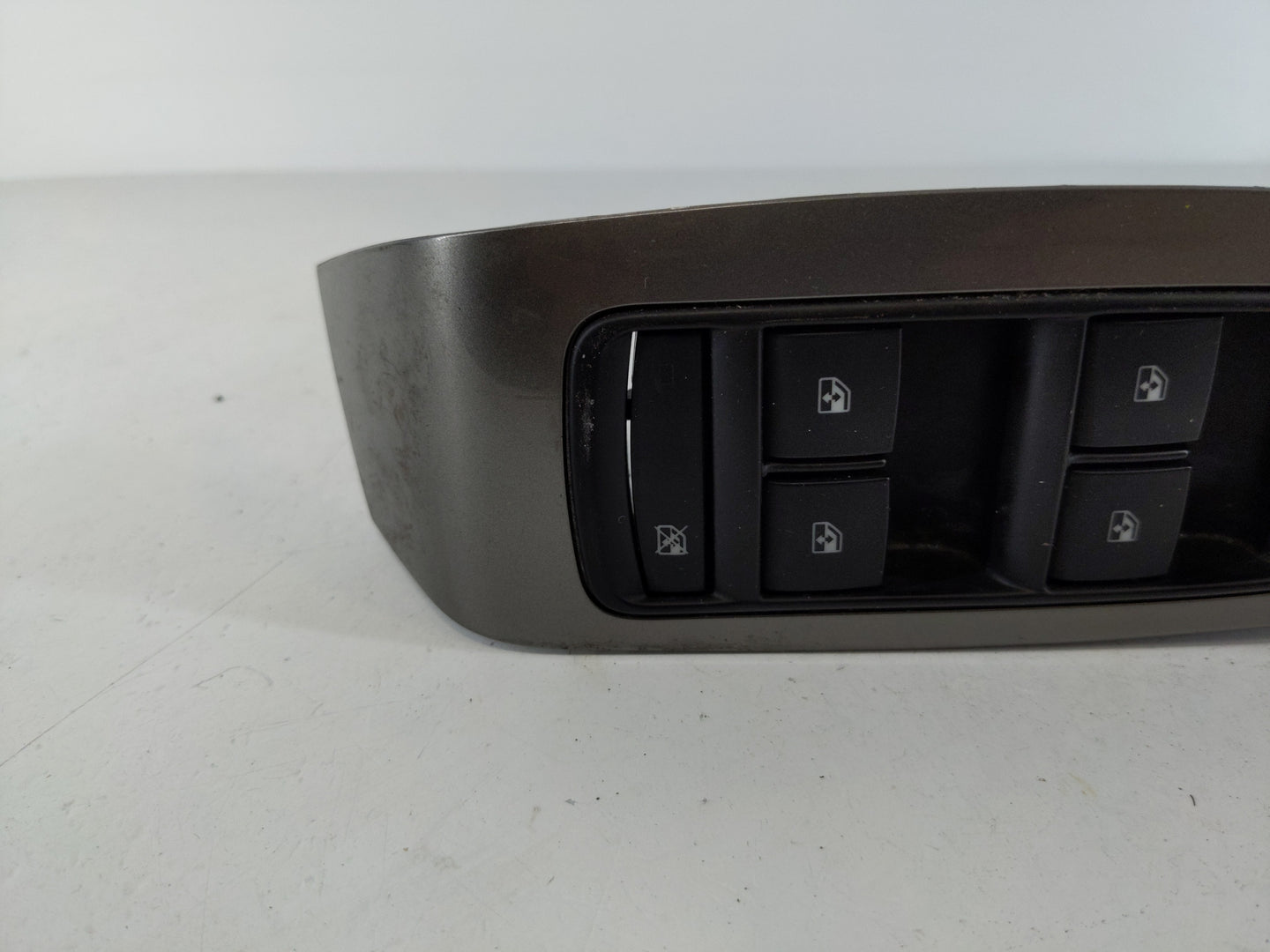 2014-2016 Chevrolet Malibu Master Power Window Switch Replacement Driver Side Left P/N:20917577 Fits OEM Used Auto Parts - O