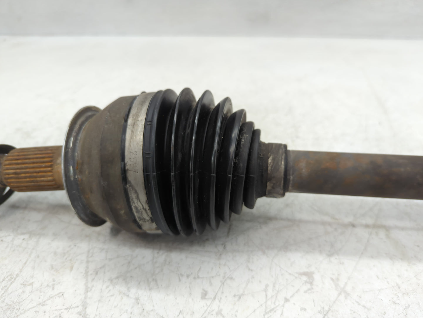 2013-2015 Chevrolet Malibu Axle Shaft Front Driver Cv C/v - Oemusedautoparts1.com