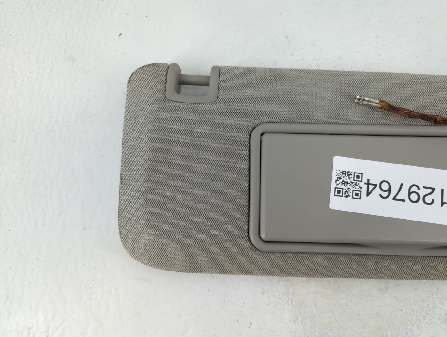 2013-2016 Chevrolet Malibu Sun Visor Shade Replacement Passenger Right Mirror Fits Fits 2013 2014 2015 2016 OEM Used Auto Pa