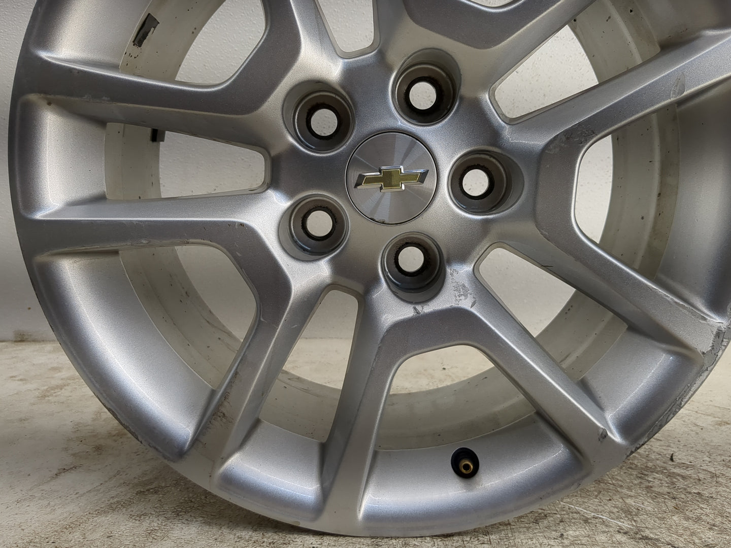 2015-2016 Chevrolet Malibu Oem Wheel Rim - Oemusedautoparts1.com