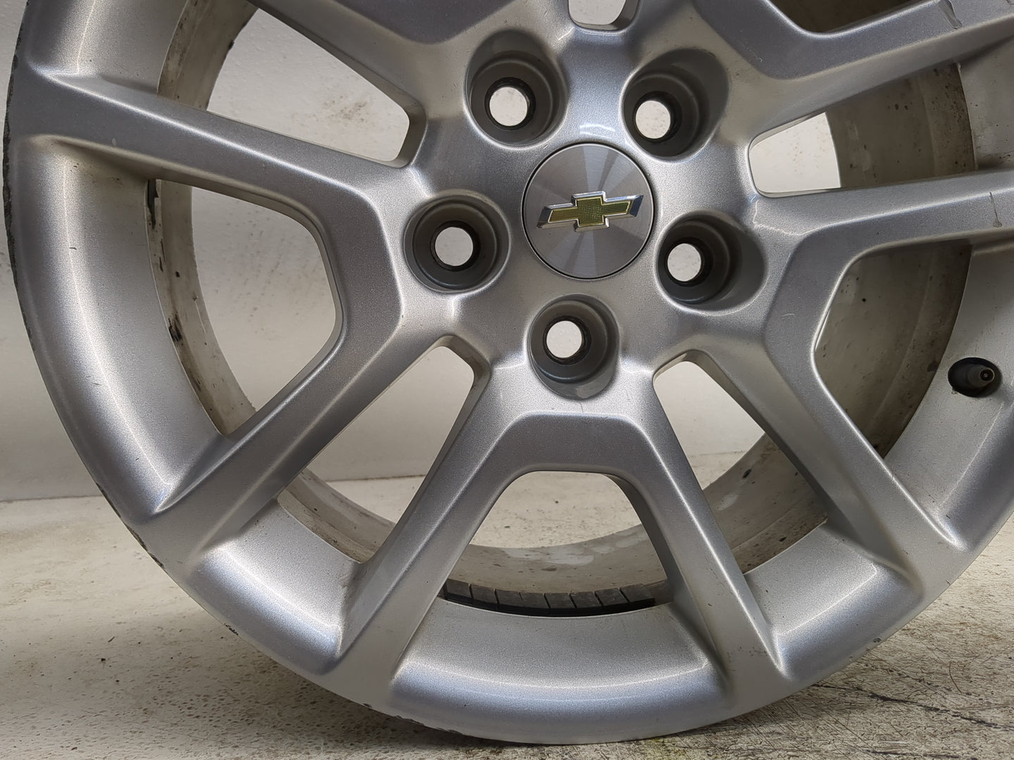 2015-2016 Chevrolet Malibu Oem Wheel Rim - Oemusedautoparts1.com