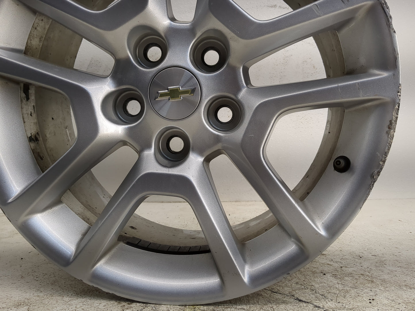 2015-2016 Chevrolet Malibu Oem Wheel Rim - Oemusedautoparts1.com