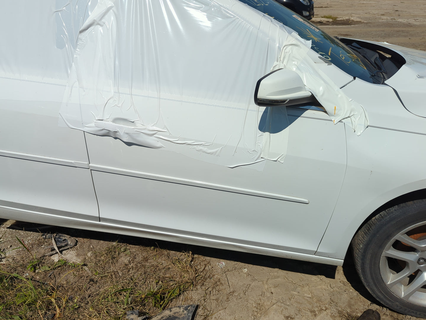 2014-2016 Chevrolet Malibu Passenger Front Door Oem - Oemusedautoparts1.com