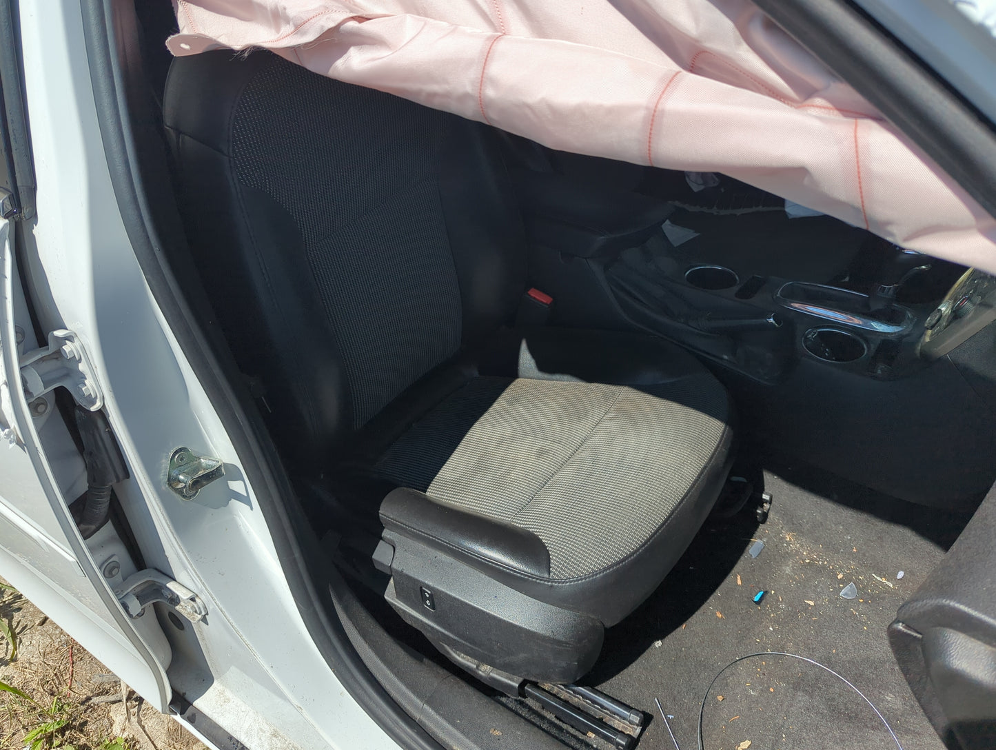 2014-2015 Chevrolet Malibu Passenger Front Seat Oem - Oemusedautoparts1.com