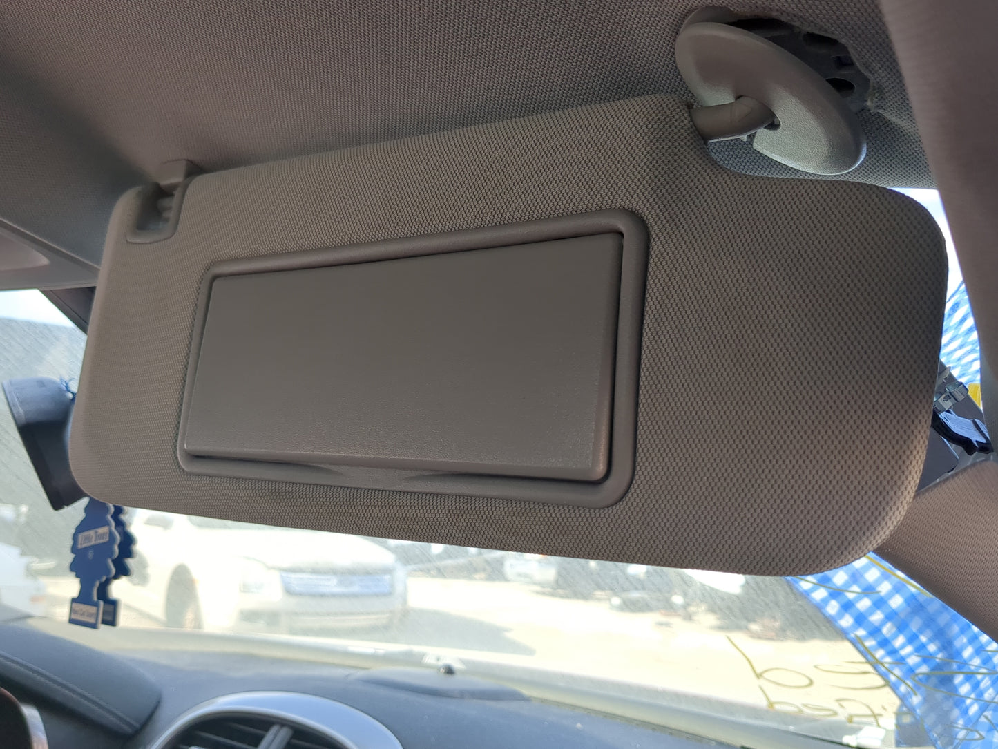 2013-2016 Chevrolet Malibu Sun Visor Shade Replacement Passenger Right Mirror Fits Fits 2013 2014 2015 2016 OEM Used Auto Pa