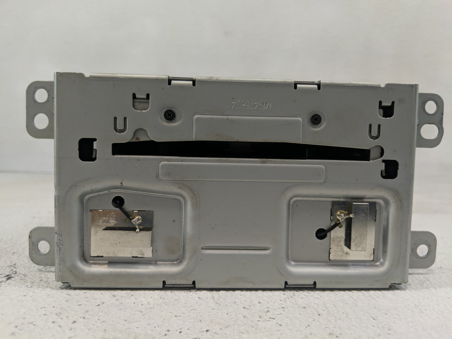 2014-2016 Chevrolet Malibu Radio AM FM Cd Player Receiver Replacement P/N:23476254 Fits Fits 2014 2015 2016 OEM Used Auto Pa