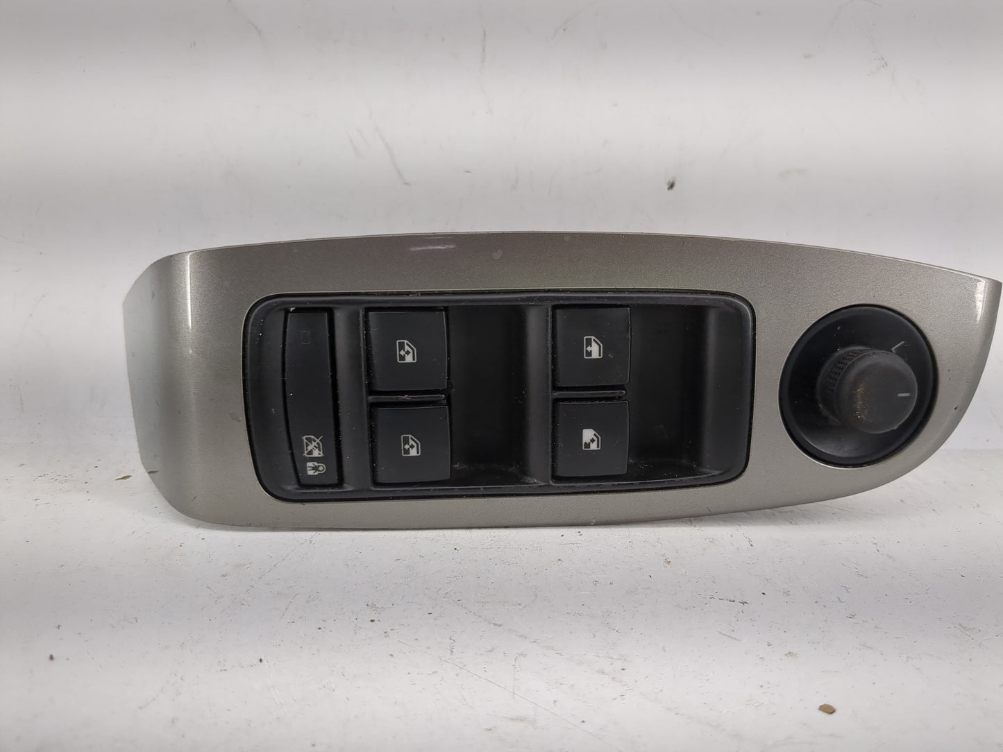2014-2016 Chevrolet Malibu Master Power Window Switch Replacement Driver Side Left P/N:20917580 Fits OEM Used Auto Parts - O