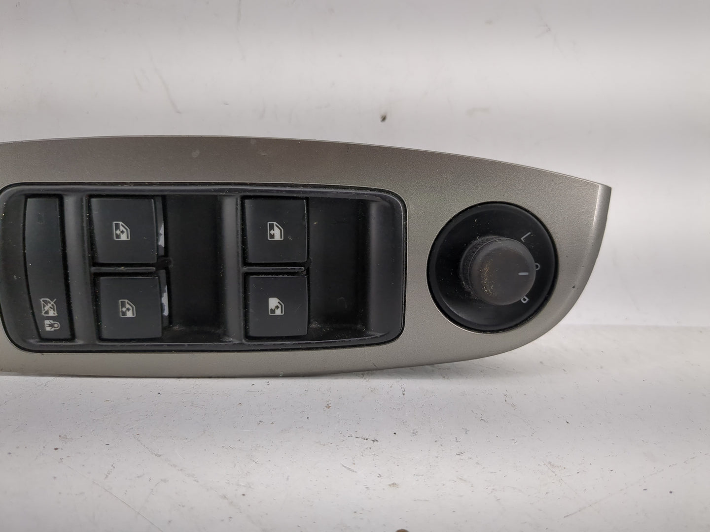 2014-2016 Chevrolet Malibu Master Power Window Switch Replacement Driver Side Left P/N:20917580 Fits OEM Used Auto Parts - O