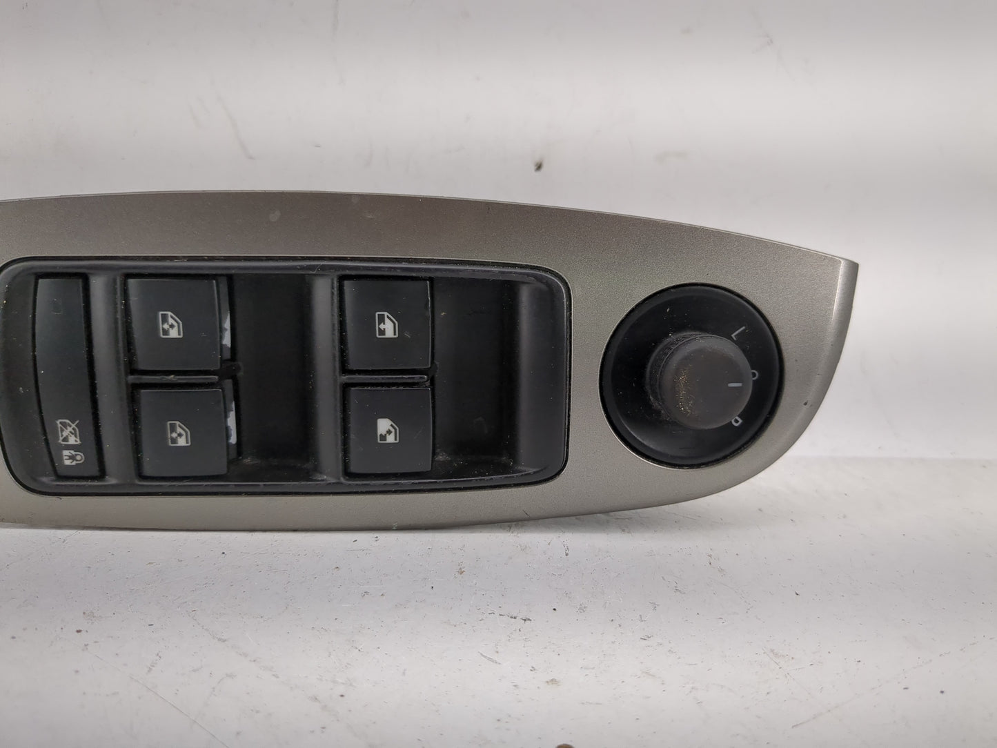 2014-2016 Chevrolet Malibu Master Power Window Switch Replacement Driver Side Left P/N:20917580 Fits OEM Used Auto Parts - O