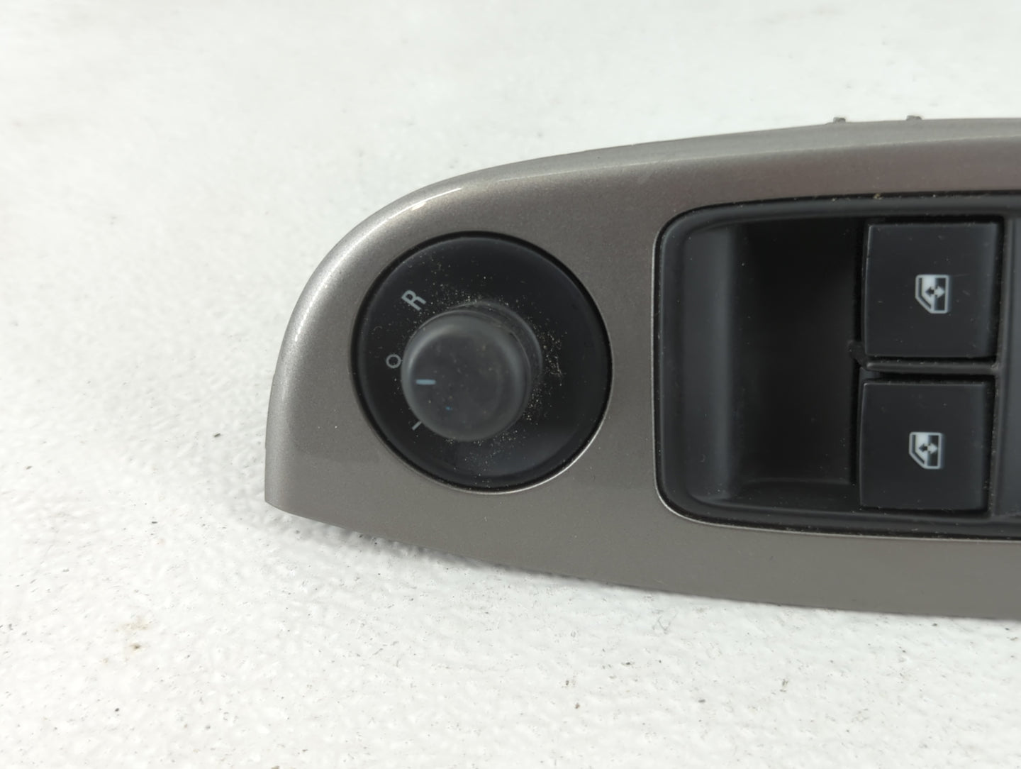 2014-2016 Chevrolet Malibu Master Power Window Switch Replacement Driver Side Left P/N:20917577 Fits OEM Used Auto Parts - O