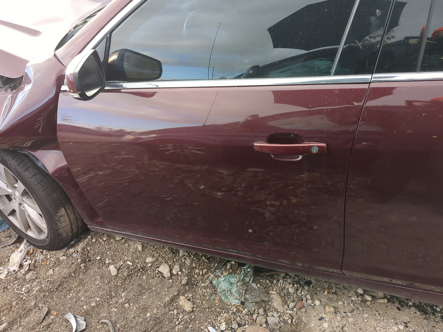 2014-2016 Chevrolet Malibu Driver Front Door Oem 1213221 - Oemusedautoparts1.com