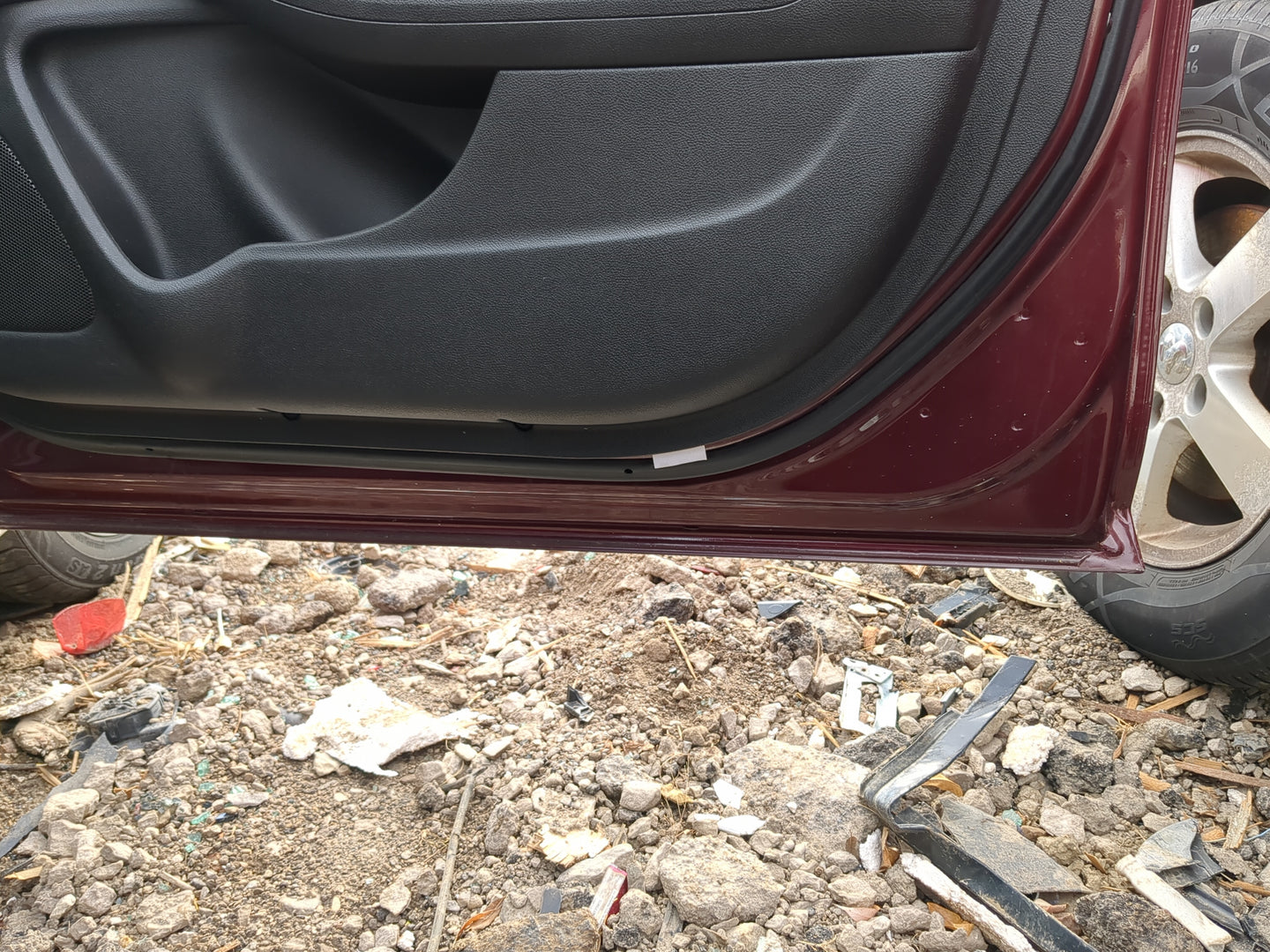 2014-2016 Chevrolet Malibu Passenger Front Door Oem 1213222 - Oemusedautoparts1.com