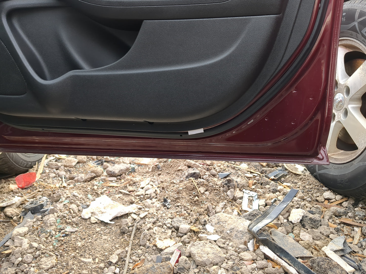 2014-2016 Chevrolet Malibu Passenger Front Door Oem 1213222 - Oemusedautoparts1.com