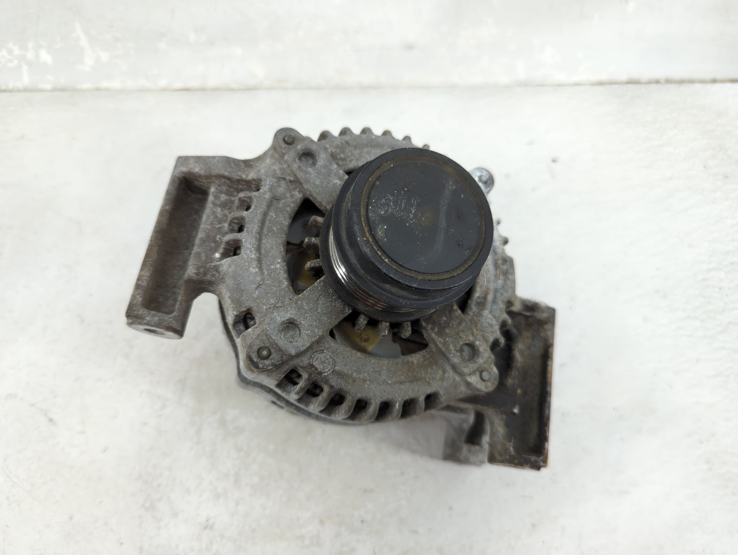 2013-2021 Chevrolet Malibu Alternator Replacement Generator Charging Assembly Engine OEM Fits OEM Used Auto Parts - Oemuseda