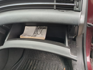 2015 Chevrolet Malibu Passenger Glove Box Door Storage Compartment