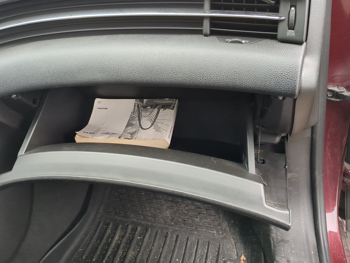 2015 Chevrolet Malibu Passenger Glove Box Door Storage Compartment 1223954 - Oemusedautoparts1.com