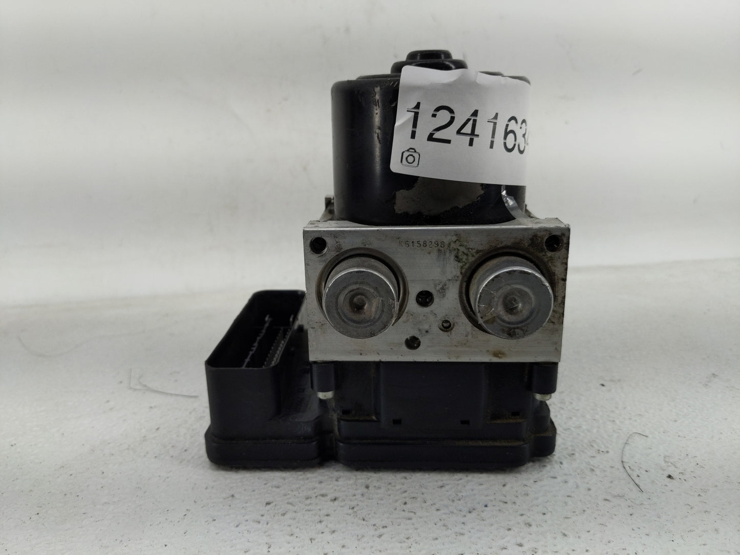 2013-2016 Chevrolet Malibu ABS Pump Control Module Replacement Fits Fits 2012 2013 2014 2015 2016 OEM Used Auto Parts - Oemu