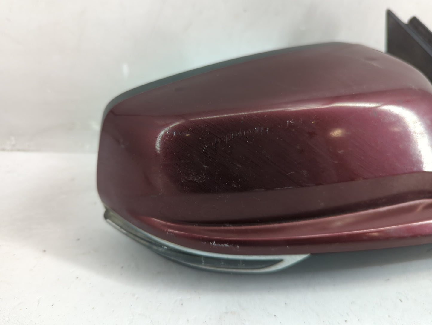 2014-2016 Chevrolet Malibu Passenger Side View Mirror - Right Door Mirror OEM Used - Oemusedautoparts1.com