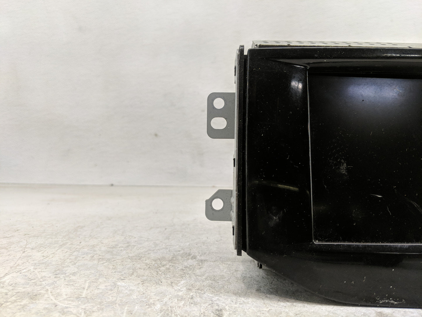 2015 Chevrolet Malibu Radio AM FM Cd Player Receiver Replacement P/N:22851302 Fits OEM Used Auto Parts - Oemusedautoparts1.c