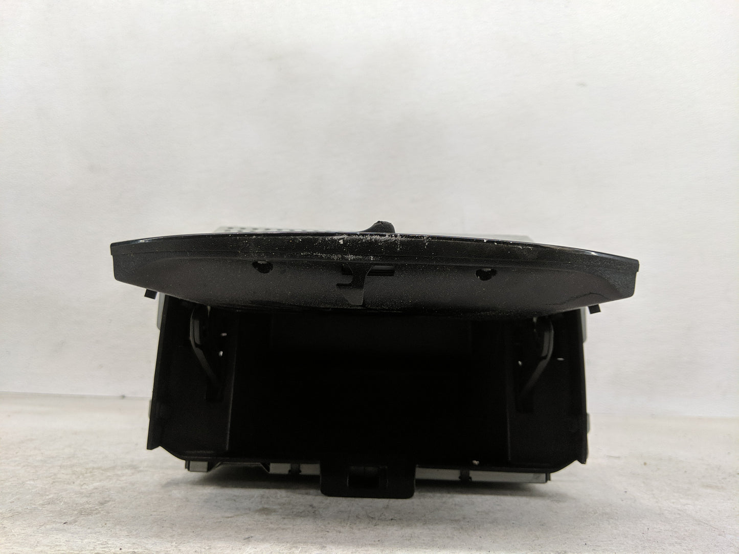 2015 Chevrolet Malibu Radio AM FM Cd Player Receiver Replacement P/N:22851302 Fits OEM Used Auto Parts - Oemusedautoparts1.c