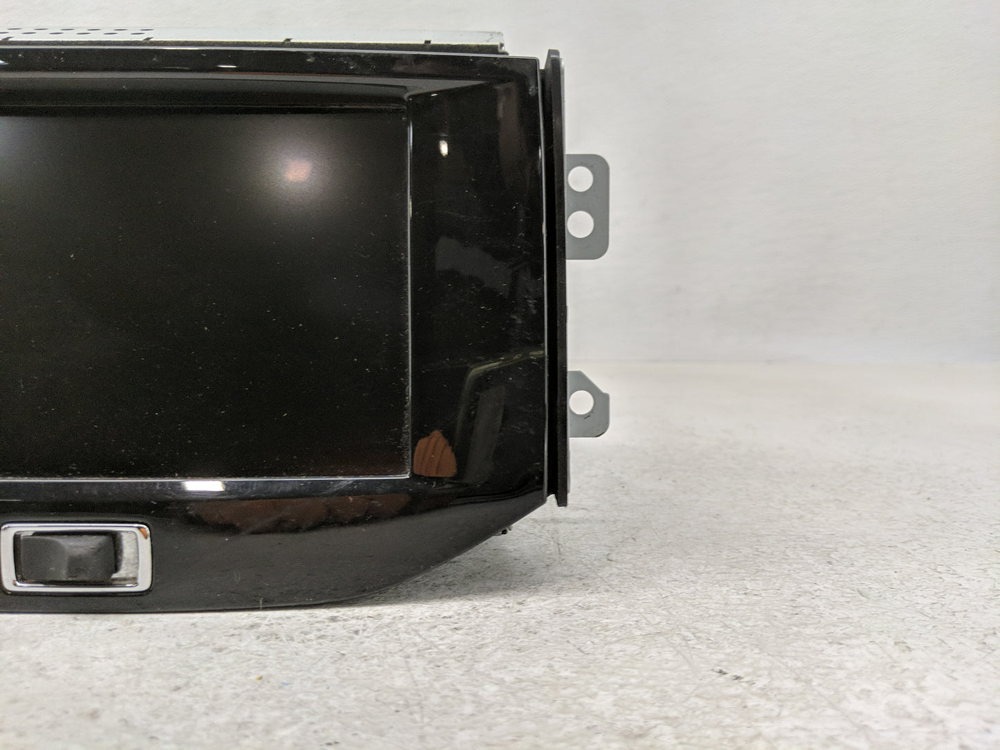 2015 Chevrolet Malibu Radio AM FM Cd Player Receiver Replacement P/N:23451238 Fits OEM Used Auto Parts - Oemusedautoparts1.c