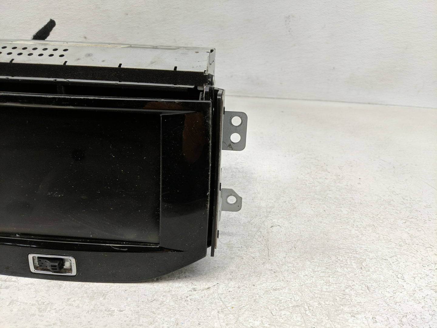 2013-2016 Chevrolet Malibu Information Display Screen - Oemusedautoparts1.com