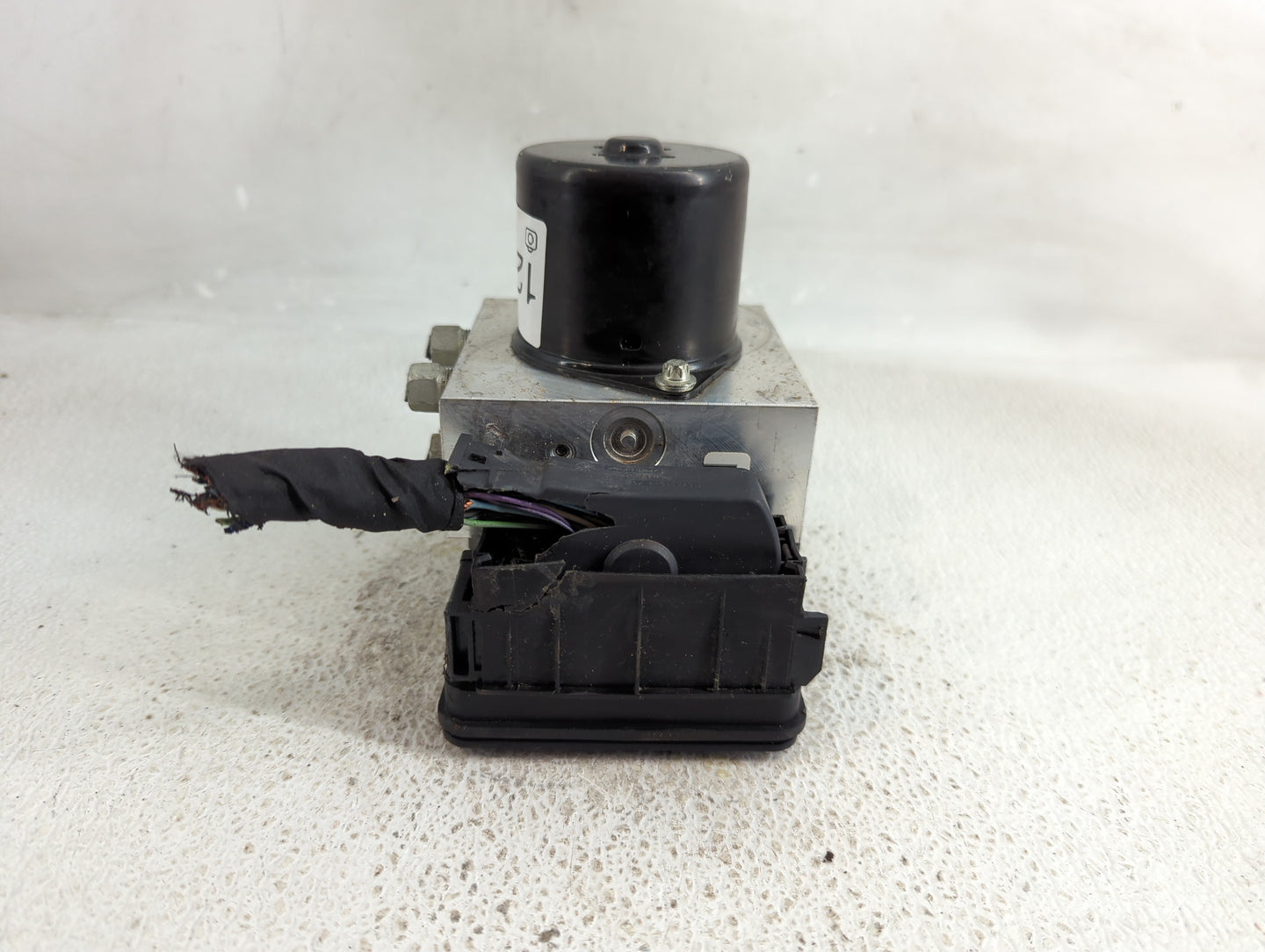 2013-2016 Chevrolet Malibu ABS Pump Control Module Replacement P/N:22863598 Fits Fits 2012 2013 2014 2015 2016 OEM Used Auto