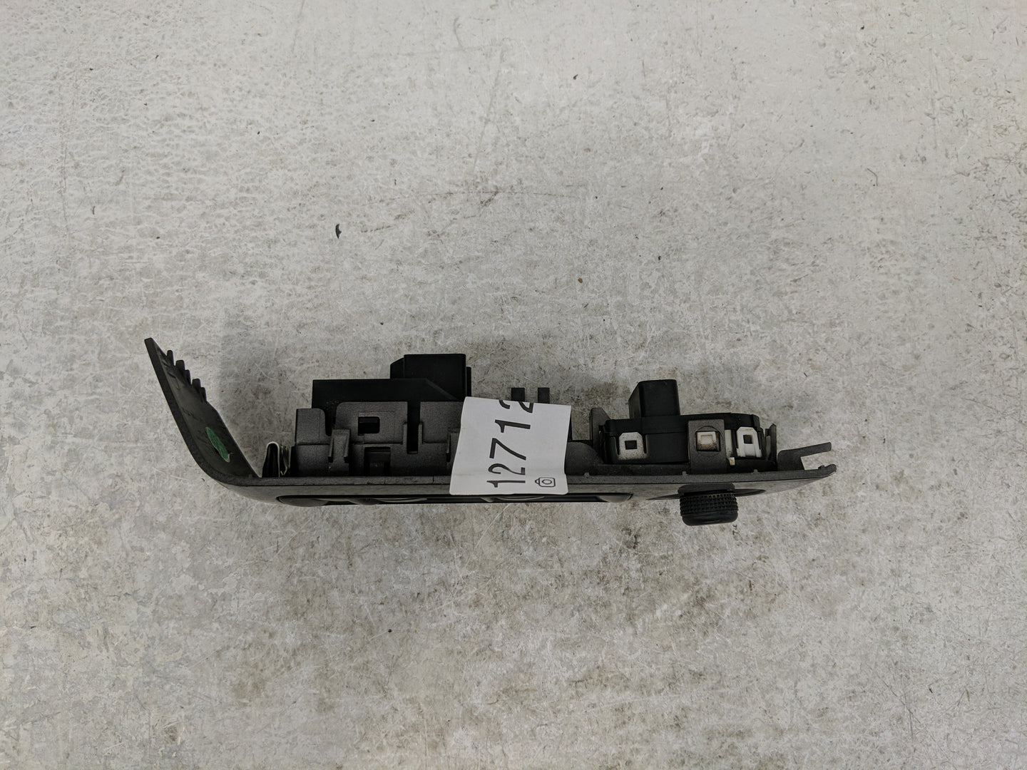 2014-2016 Chevrolet Malibu Master Power Window Switch Replacement Driver Side Left P/N:25872074 Fits OEM Used Auto Parts - O