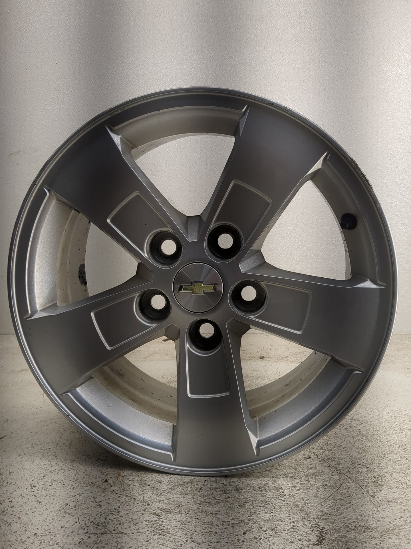 2015-2016 Chevrolet Malibu Oem Wheel Rim - Oemusedautoparts1.com