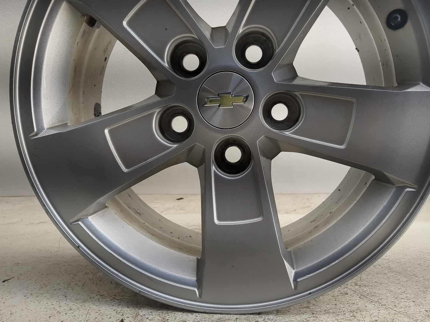 2015-2016 Chevrolet Malibu Oem Wheel Rim 1278439 - Oemusedautoparts1.com