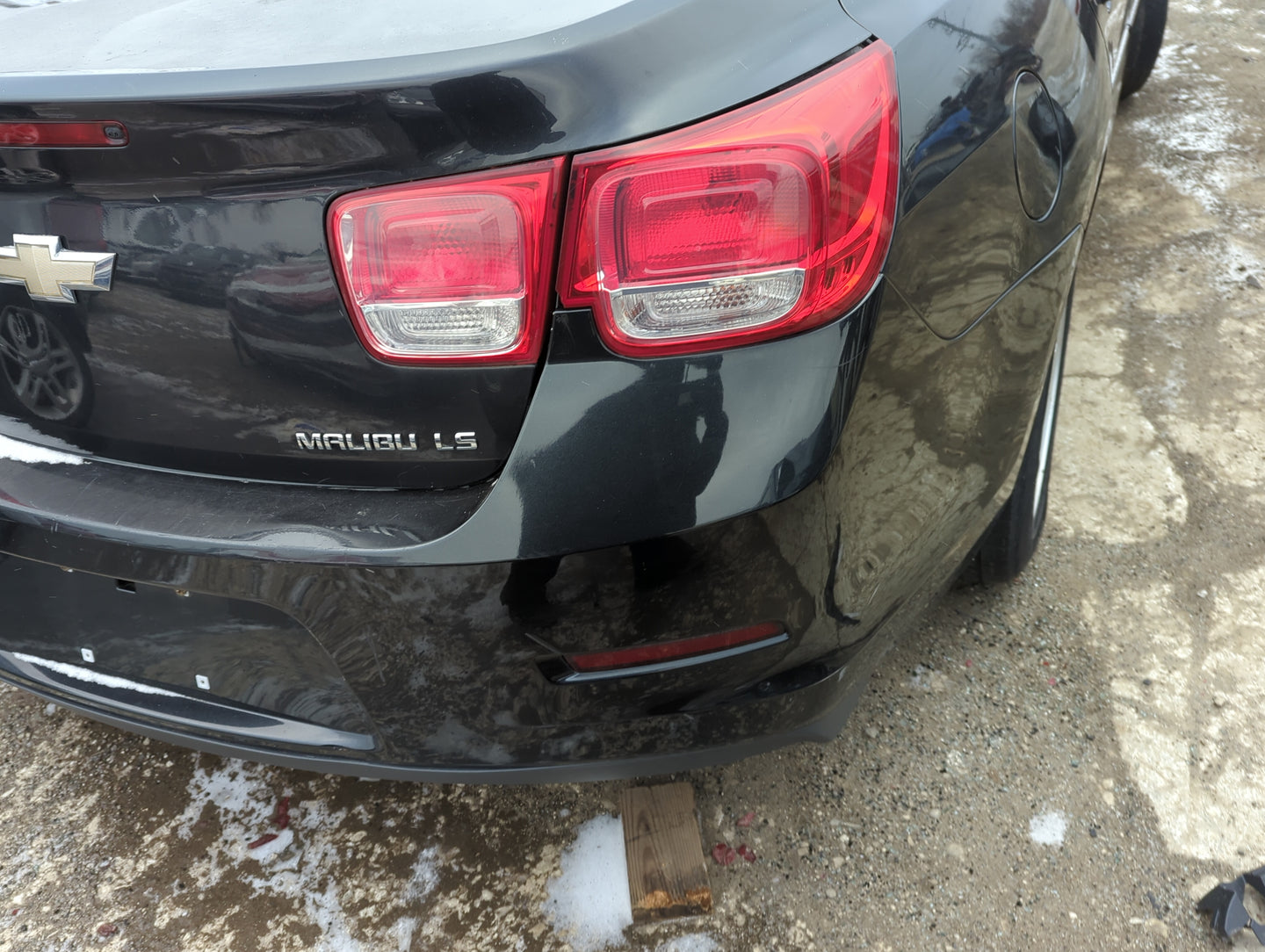 2013-2016 Chevrolet Malibu Rear Bumper Assembly Oem - Oemusedautoparts1.com
