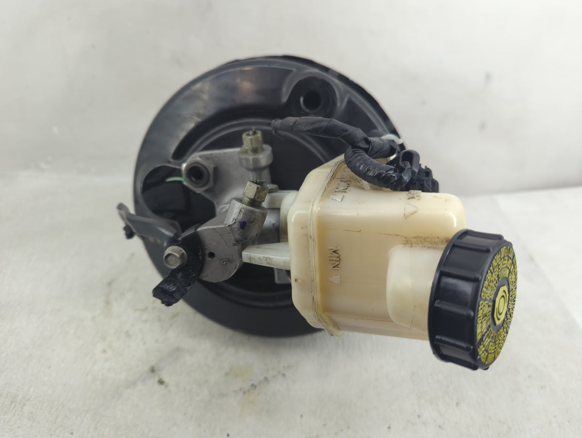 2015 Chevrolet Malibu Power Brake Booster Oem - Oemusedautoparts1.com