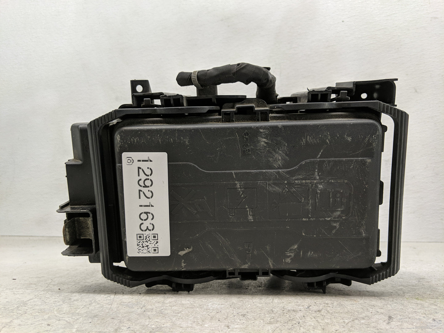 2014-2016 Chevrolet Malibu Fusebox Fuse Box Panel Relay Module Fits Fits 2014 2015 2016 OEM Used Auto Parts - Oemusedautopar