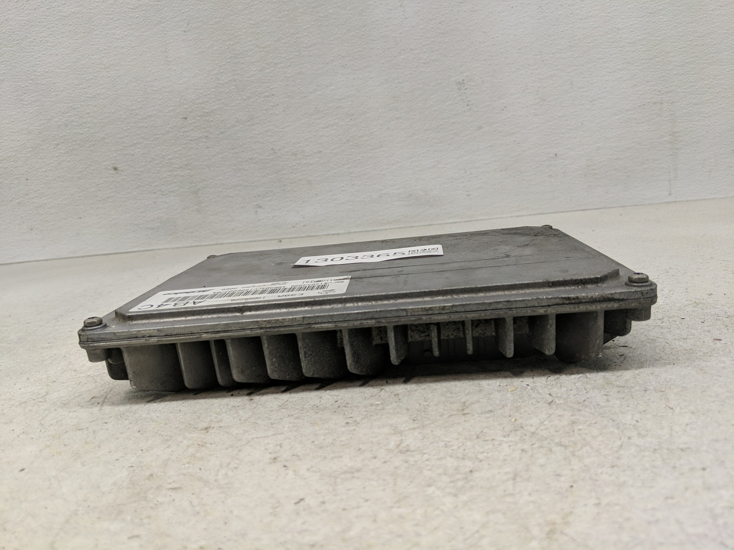 2015 Chevrolet Malibu PCM Engine Control Computer ECU ECM PCU OEM P/N:12664220 Fits OEM Used Auto Parts - Oemusedautoparts1.
