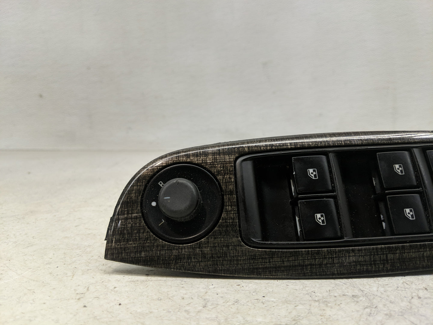 2014-2016 Chevrolet Malibu Master Power Window Switch Replacement Driver Side Left P/N:25872074 Fits OEM Used Auto Parts - O
